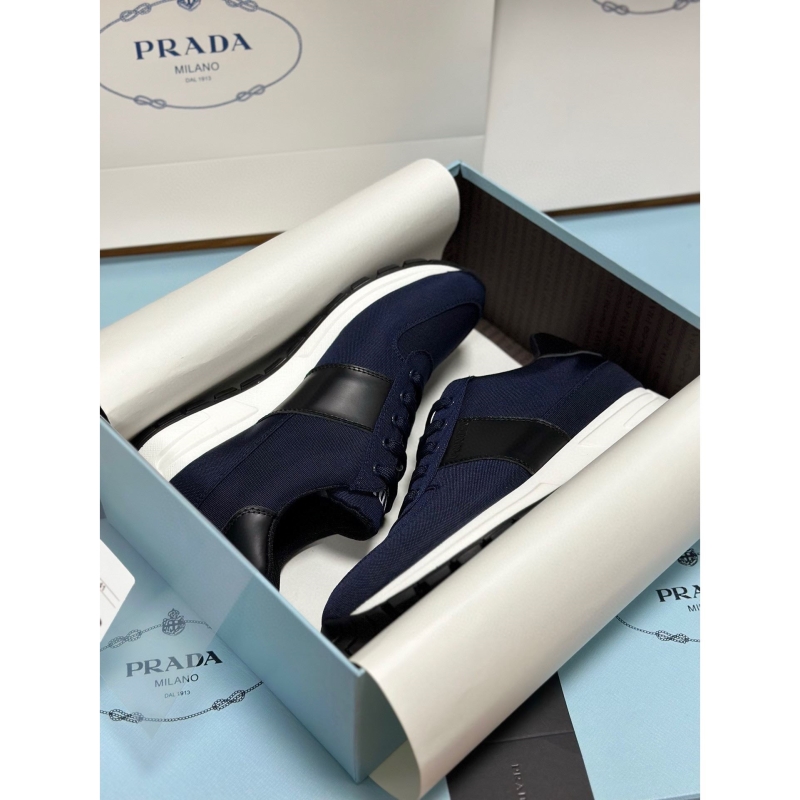 Pra*a casual shoes